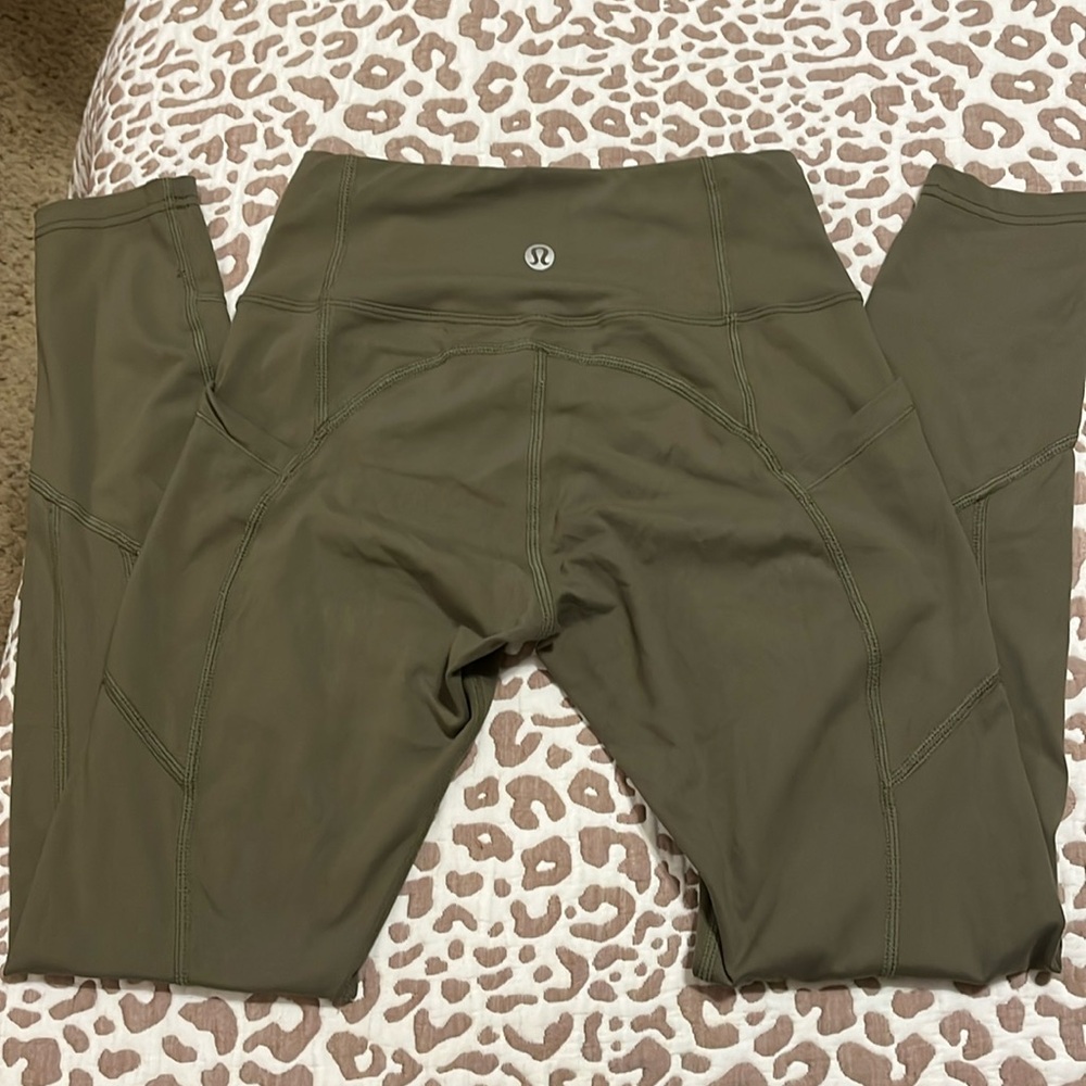 Lululemon leggings